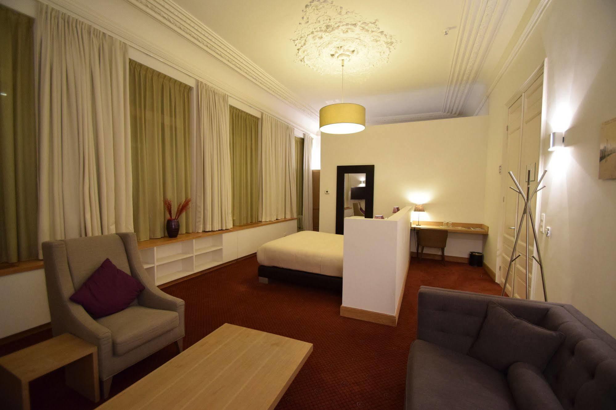 Hotel Geeraard Герардсберген Экстерьер фото
